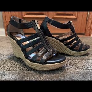 Sofft Brittania Wedge Sandal - Black Size 9M